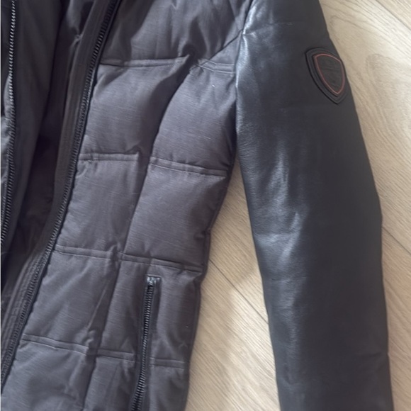 Women's Black Puffer Sicily Clothing Jacket with Faux Fur Hood - Picture 3 of 3